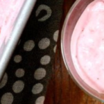 5 Minute Healthy Strawberry Yogurt